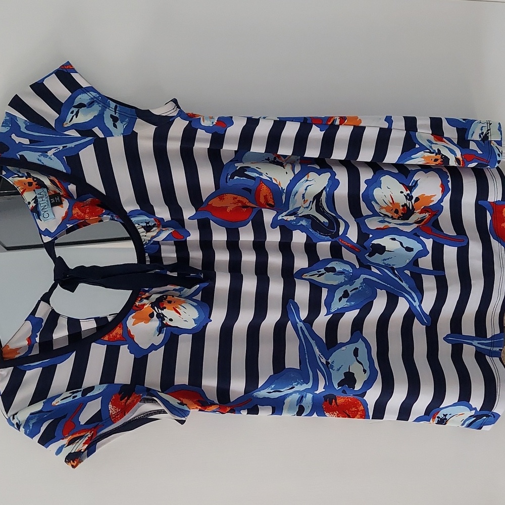 Floral striped Cynthia Rowley cap sleeve shirt
